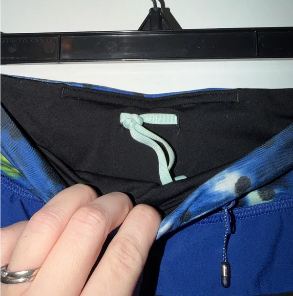 Lululemon Shorts - Image 4