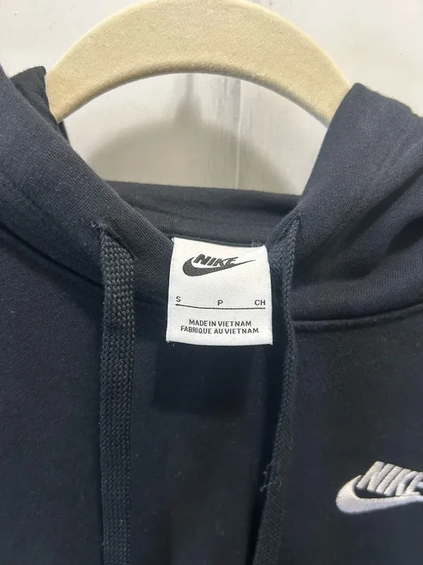 Nike Black Hoodie - Image 3