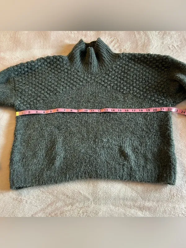 Free People Bradley pullover turtleneck sweater charcoal gray popcorn knit L - Image 8