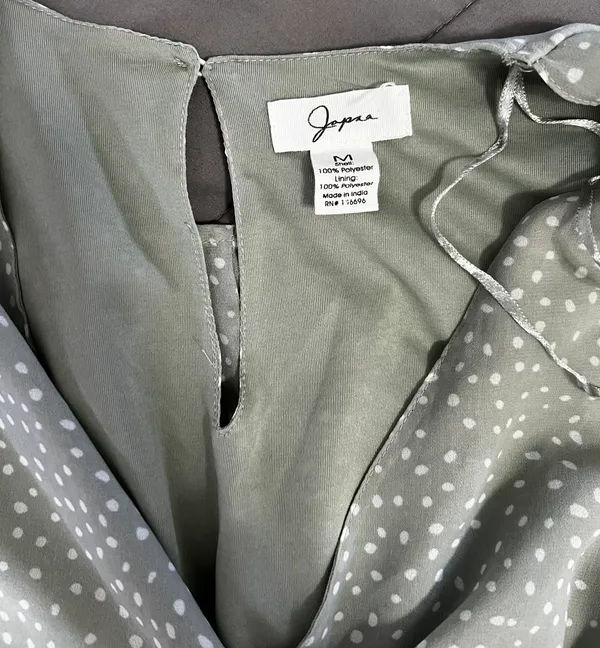 Light Green Dotted Dress Size M - Image 3