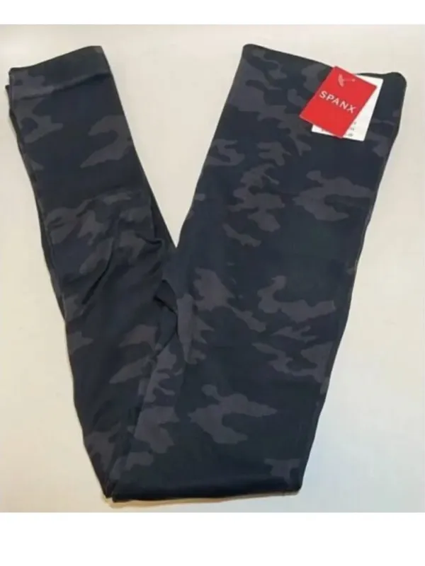 NWT Spanx look at me now leggings Black Camo FL3515 Size Medium - Image 5