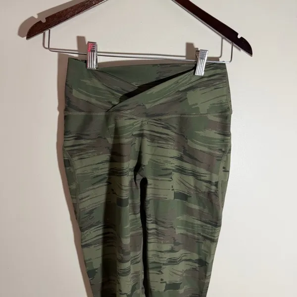 Alphalete Surface Power Leggings - Image 8