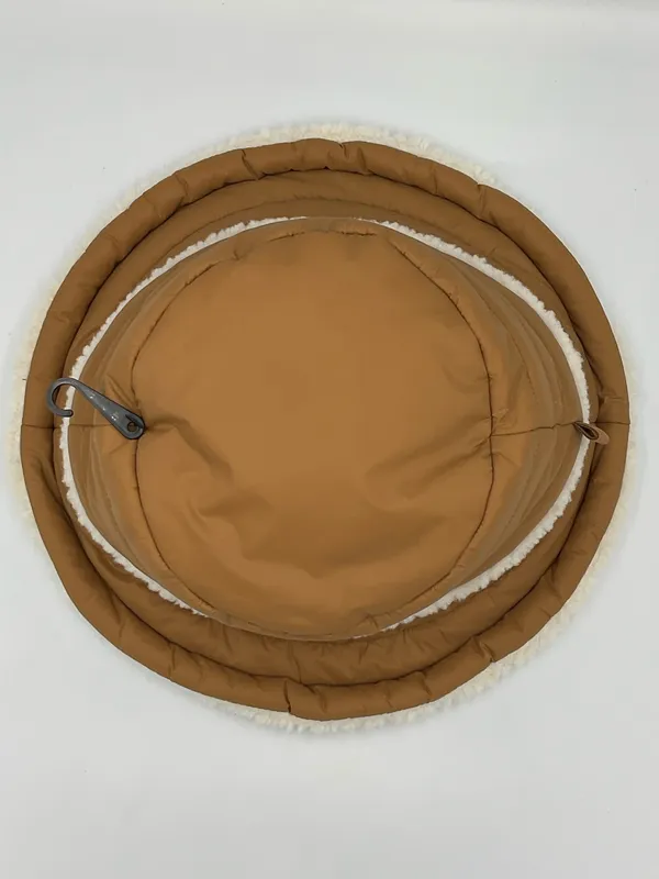NWT UGG Women's Reversible AW Uggfluff Chestnut Bucket Hat Size L/XL - Image 5