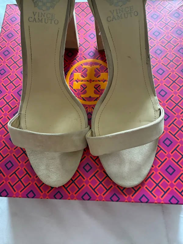 Vince Camuto Heels - Image 4