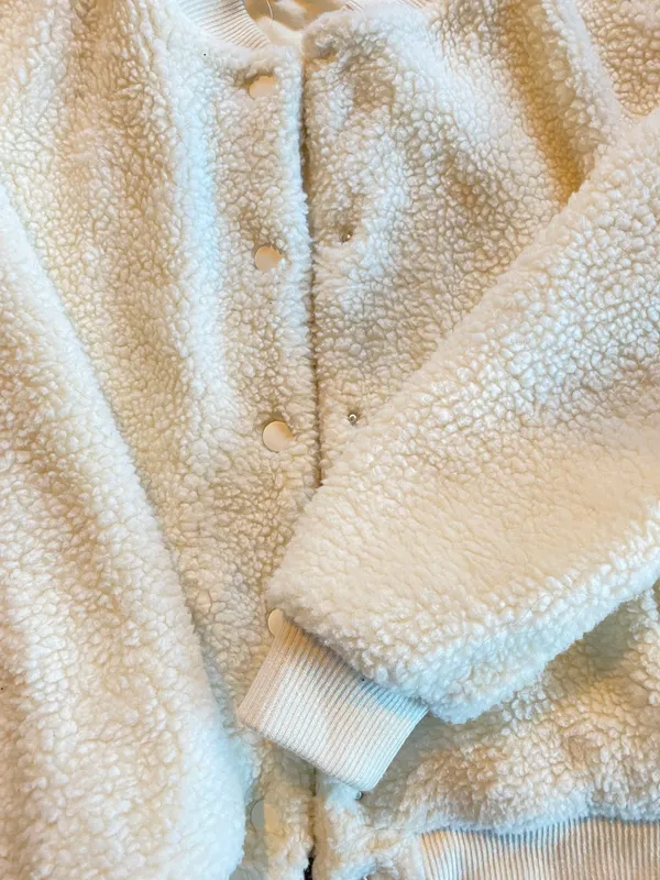 Forever 21 Sherpa Jacket - Image 4