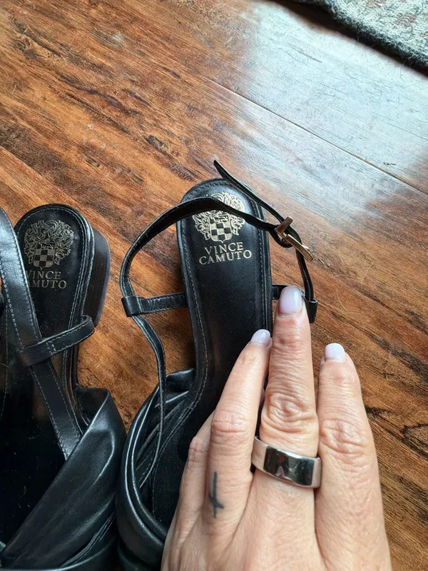 Vince Camuto Black Leather Pointed Toe Slingback Heels Size 10M - Image 2