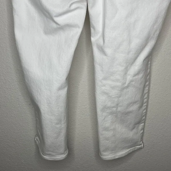 Old Navy Straight Mid Rise Jeans White‎ - Image 7