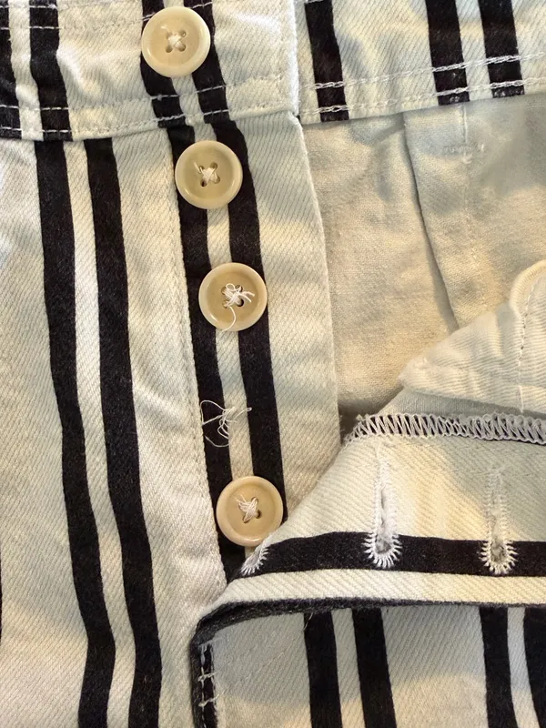 Reformation Logan Ultra High Rise Wide Leg Jeans Size 25 Black White Stripe - Image 5