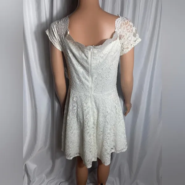 Windsor Women's Size L Elegant Ivory Lace Dress A-Line Scalloped NWT Formal - Image 3
