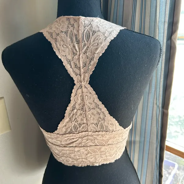 Lace Racerback Bralette Duo in Slate Gray and Nude - Image 7