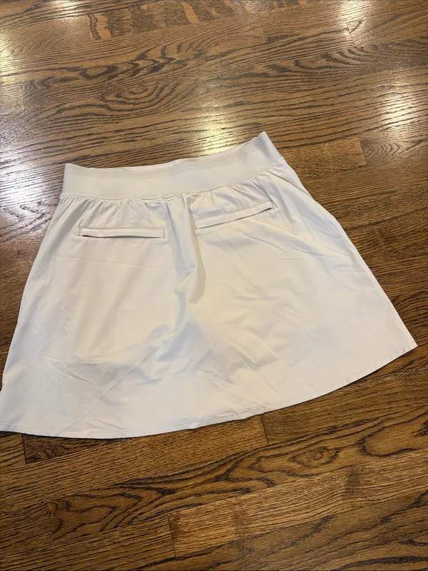 Athleta Women’s Performance cream Golf Skort, 6 - Image 2