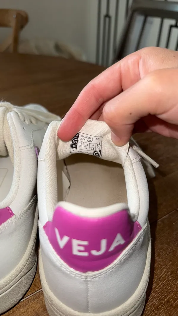 VEJA Sneakers Women’s - Image 3