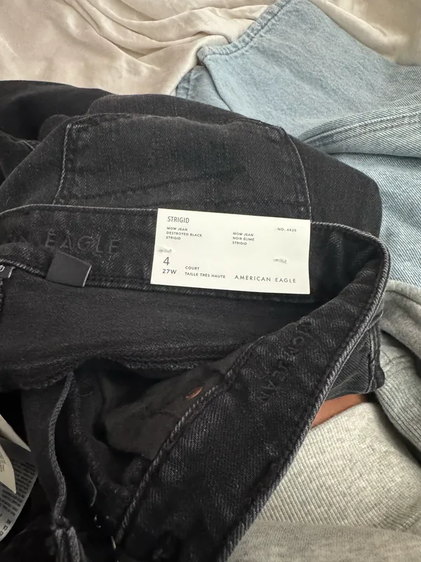 American Eagle Jeans Mom - Image 2