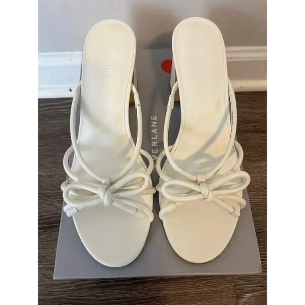 Everlane The Bow Heel in Nappa Leather Color Canvas Size 10.5 - Image 4