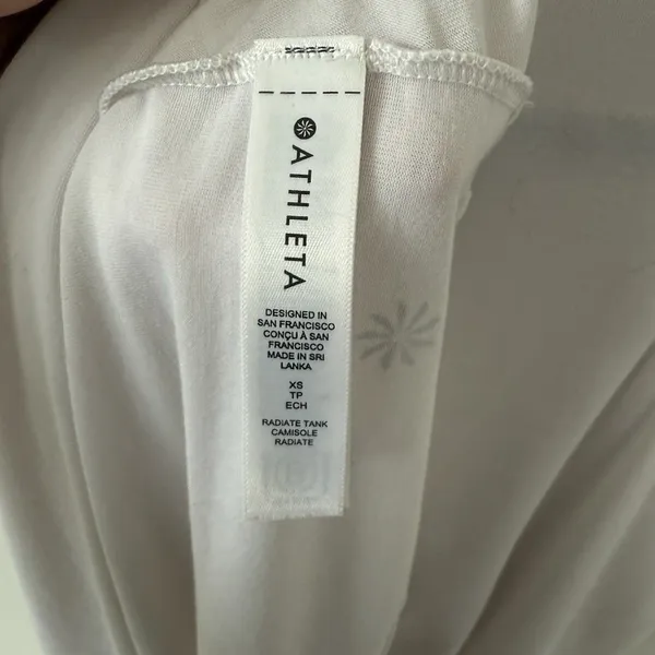 Athleta Radiate Twist‎ Tank Top White Activewear Lightweight Size Extra Small - Image 8