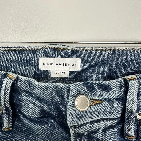 Good American Good Waist Good Crop Jeans Distressed Medium Wash Size 6 - Image 3