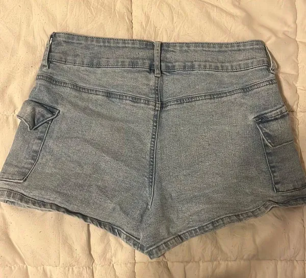 PacSun Low Rise Cargo Shorts - Image 2