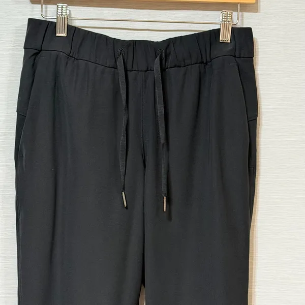 Lululemon On the Fly 7/8 Tapered Pants Black High Rise Drawstring Jogger Size 6 - Image 3