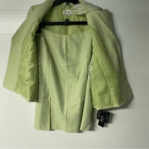 Le Suit Women Green 8 2 Piece Set Business Career Executive Skirt With Scarf - Image 5