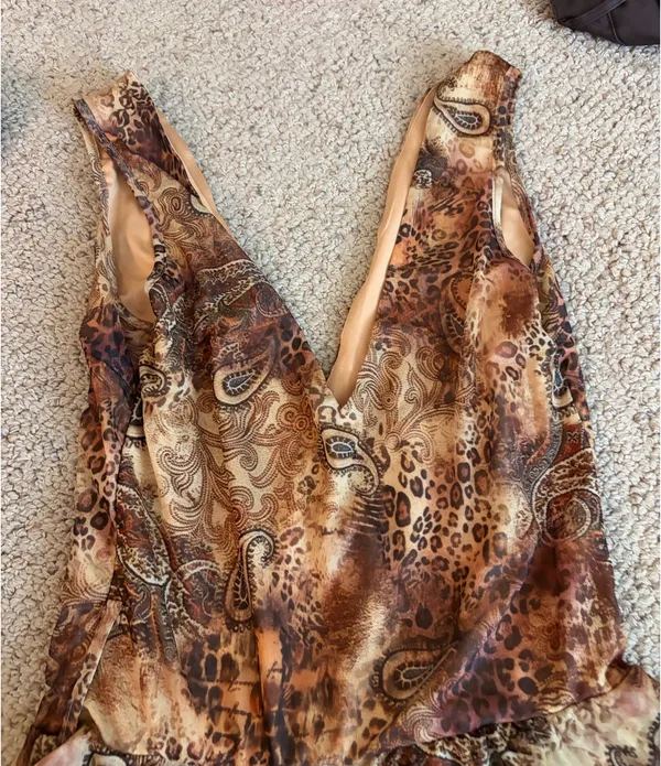 SheIn mini dress v neck - Image 2