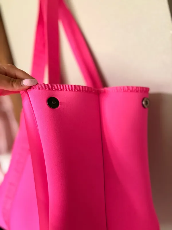 Aerie Hot pink bag - Image 3