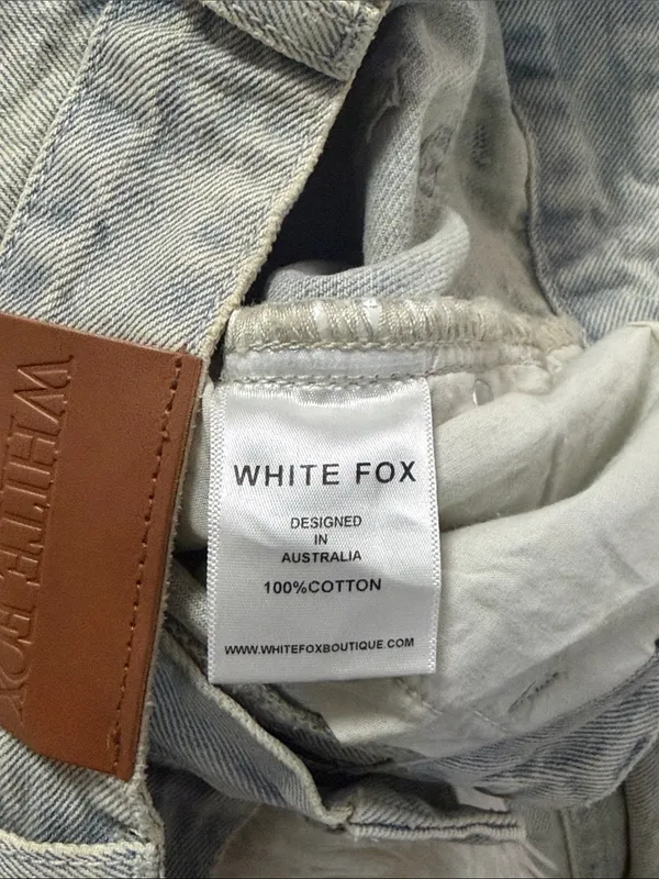 White Fox Boutique Light Blue Acid Wash Jeans - Image 7