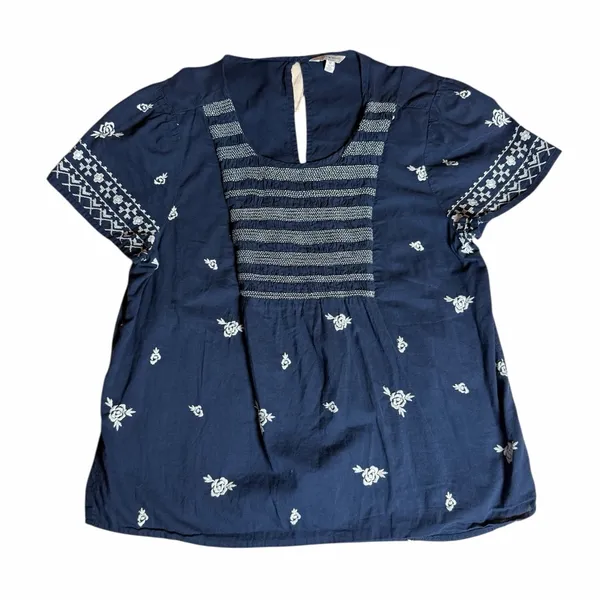 Lucky Brand Boho Navy Floral Embroidered Blouse Keyhole Back Size Medium - Image 2