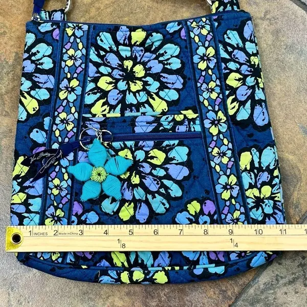 Vera Bradley Crossbody Hipster Floral Purse - Image 6