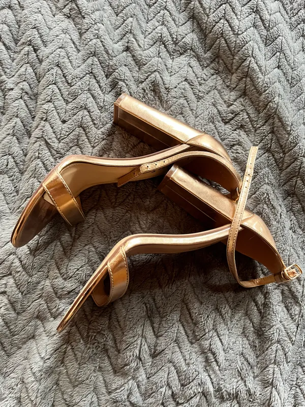 Lulus rose gold heels - Image 5