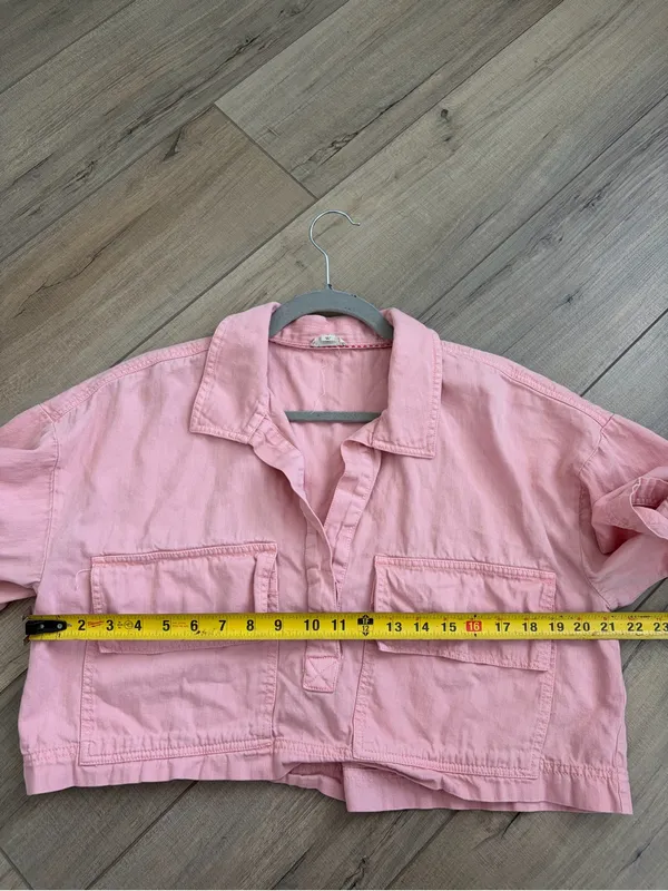Anthropologie Pilcro Pink Short Sleeve Cropped Boxy Outdoorsy Blouse M - Image 9