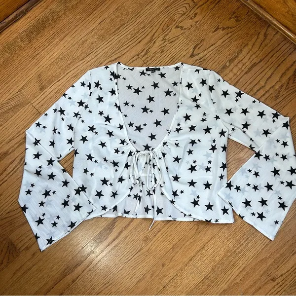 Boho Star Covered Bell Sleeve Open Front Tie Blouse Hippie Top Size 8 - Image 3
