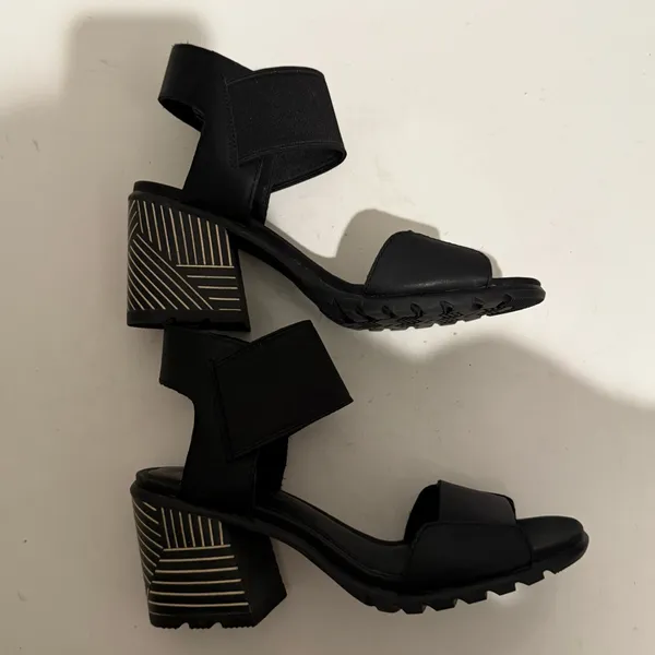 SOREL Nadia Black Leather Strappy Lug Sole Block Heel Sandals Comfort Size 7.5 - Image 5
