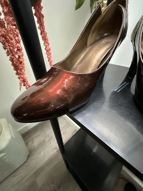 Andiamo Bronze Patent Leather Heels Brown Size 9 - Image 3