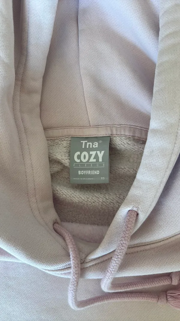 Aritzia TNA Cozy Fleece Boyfriend Hoodie Pink - Image 3
