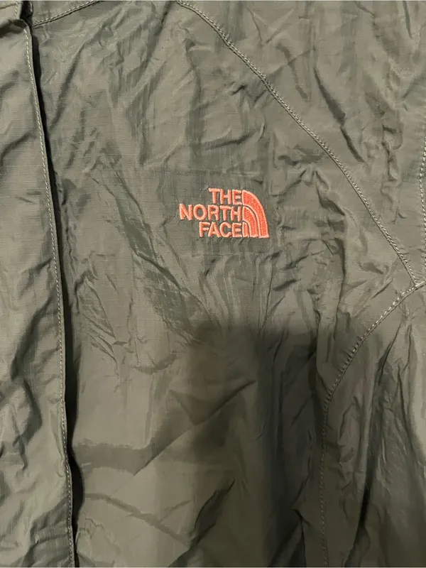 The North Face Women's Green Hooded Full Zip Waterproof Rain Jacket Size M - Image 3