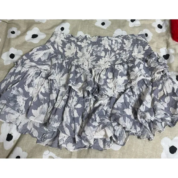 Mustard seed grey floral mini skirt - Image 4