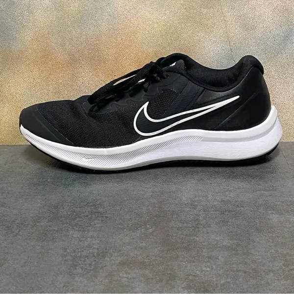 Nike Star Runner 3 Women's Black & White Sneakers Size 8.5M - Image 16