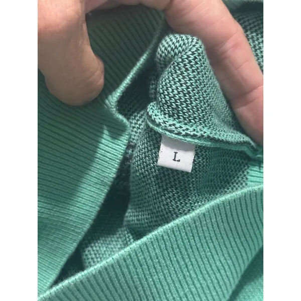Vintage Style Mint Green Sequin Beaded Fish Knit Crewneck Sweater Large - Image 6