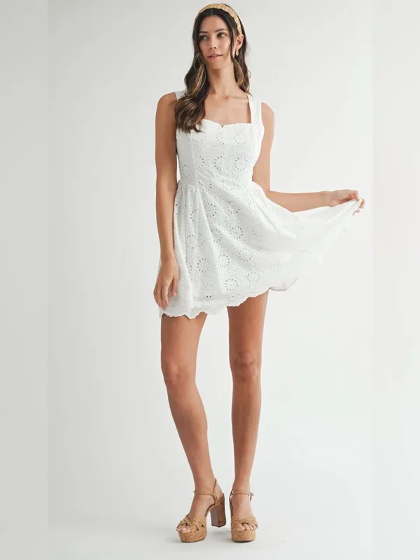 NWT Mabel TALORE LACE UP BACK EYELET DRESS - Image 2