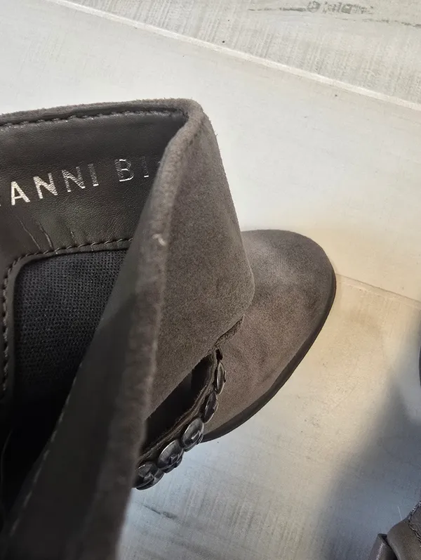 {5.5} Gianni Bini Taupe Harness Suede Cowboy Boots Women's - Image 10