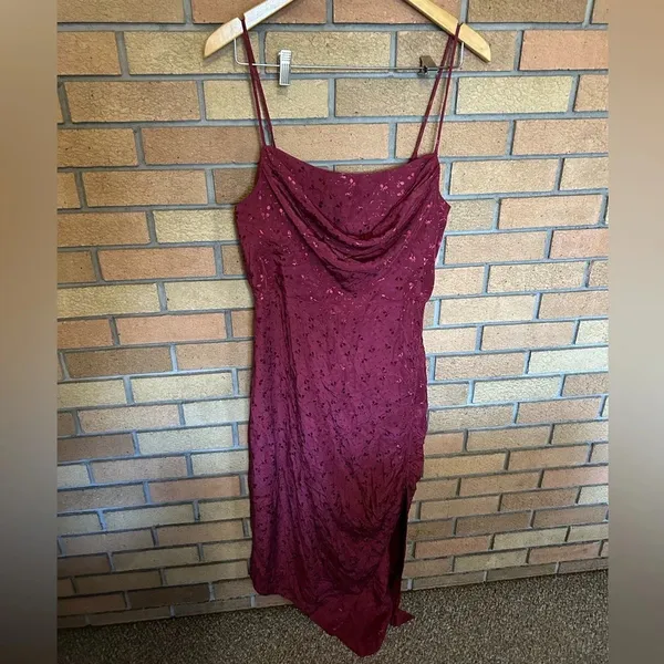 By Anthropologie Asymmetrical Slip Midi Dress Maroon Floral Printed Size 12 - Image 5