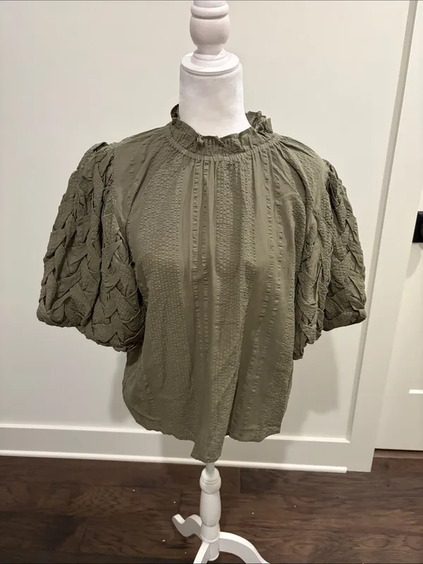 New With Tags THML Puff Sleeve Olive Top Sz S - Image 2