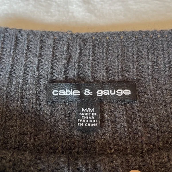 Cable & Gauge Colorblock Short Sleeve Sweater size M - Image 3