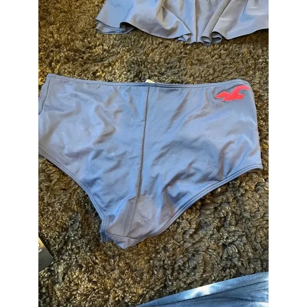Hollister two-piece navy swimsuit - Image 6