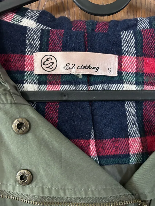 E2 clothing army green jacket - Image 2