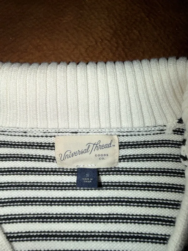 Sweater - Image 2