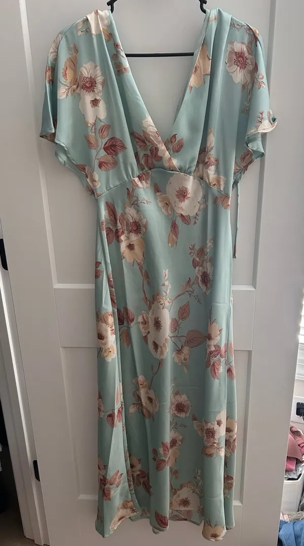A New Day Floral wedding guest dress - Image 2