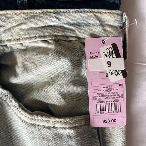 Target High Rise Blue and White Jeans - Image 5