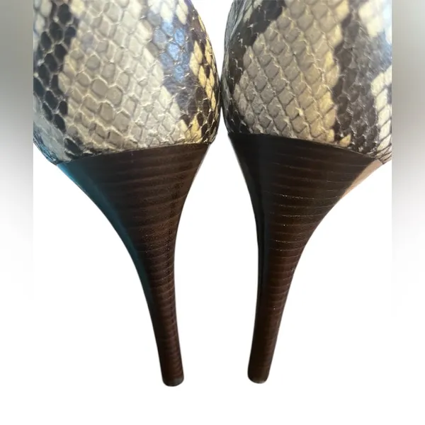 Tory Burch Grey/Black Python Embossed Leather Shelley Stiletto Sandals‎ Size 9 - Image 7