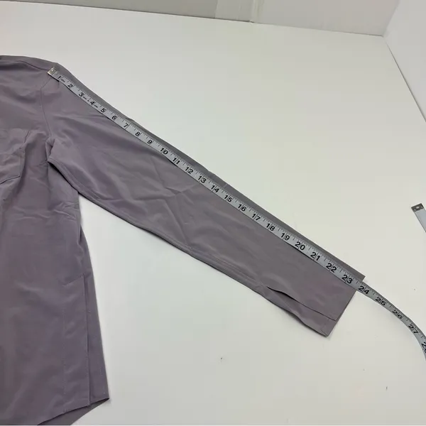 Athleta Everlasting Top‎ Womens Size XS Light Purple Grey Button Front *FLAW - Image 14